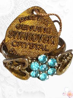 Vintage Swarovski Crystal Aqua Blue Floral Ring Gold Tone Size 7